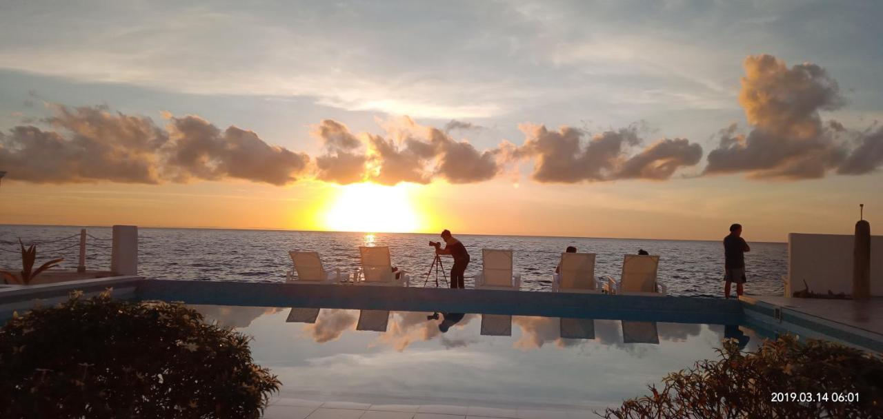 Seascape Beach Resort オスロブ エクステリア 写真