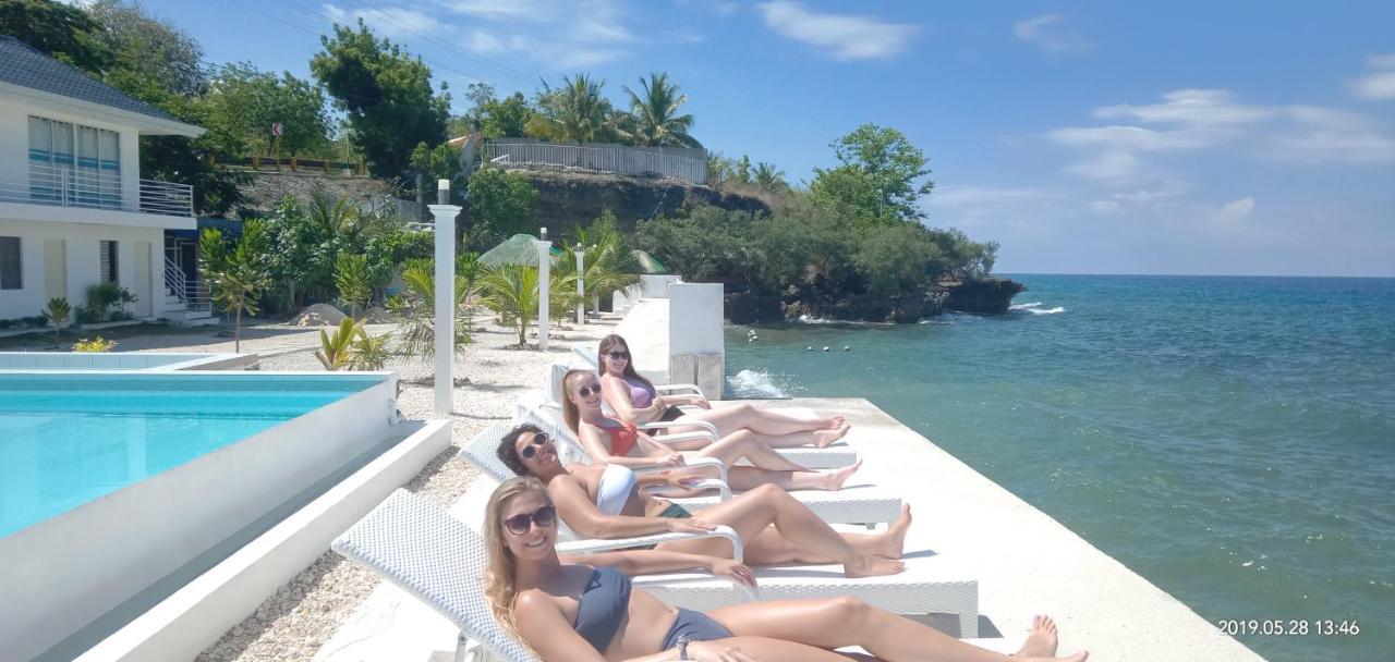 Seascape Beach Resort オスロブ エクステリア 写真