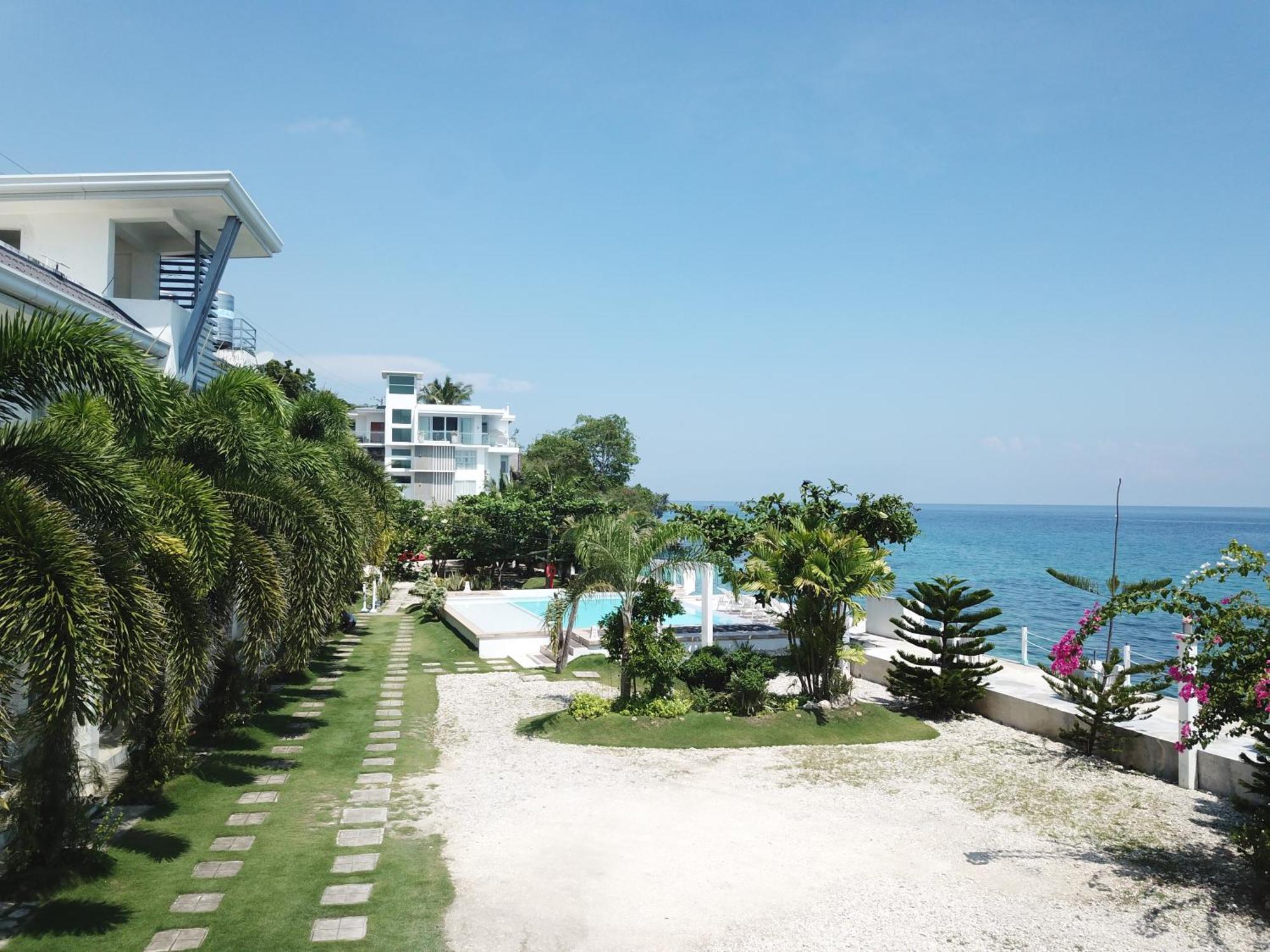 Seascape Beach Resort オスロブ エクステリア 写真